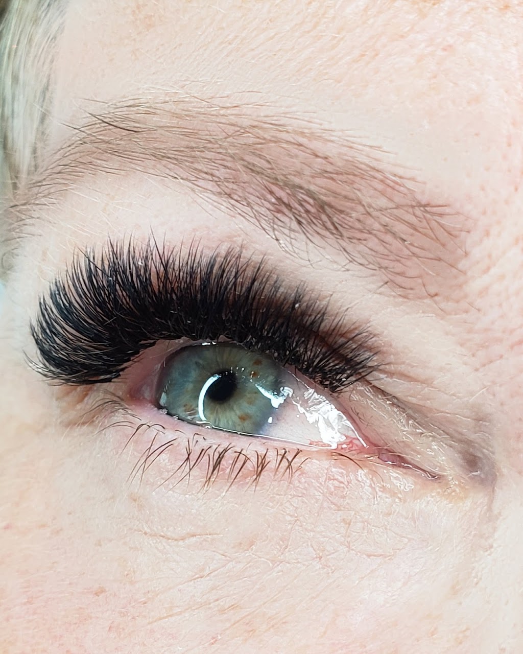 Bigname Brows and Lashes | 3118 Moorfield Rd, Duncan, BC V9L 4A7, Canada | Phone: (888) 888-8888
