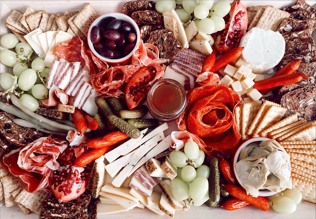 Ganaraska Graze Boards | 4473 Ganaraska Rd, Kendal, ON L0A 1E0, Canada | Phone: (905) 926-9423