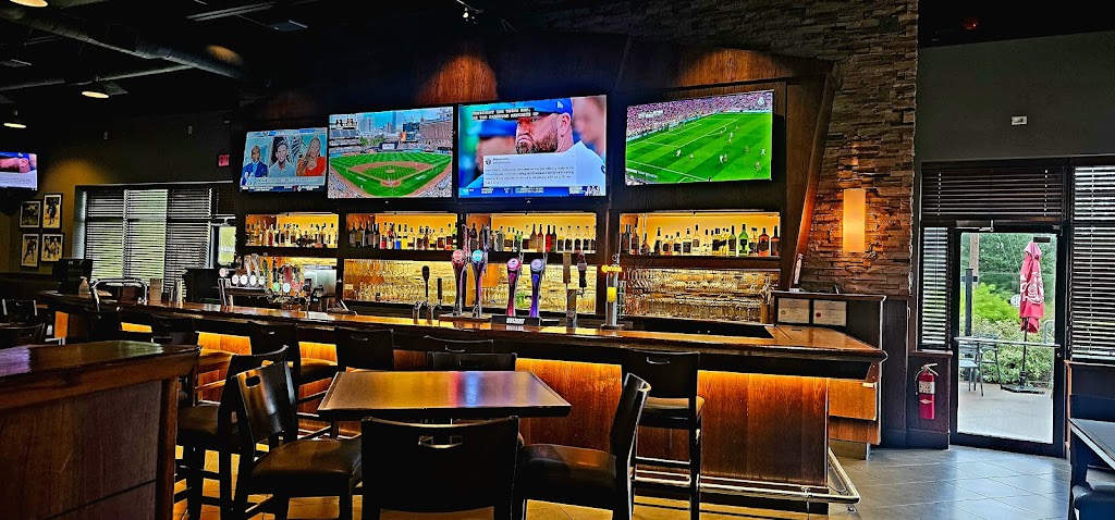 Boston Pizza | 133 Church St, Antigonish, NS B2G 2E3, Canada | Phone: (902) 867-3444