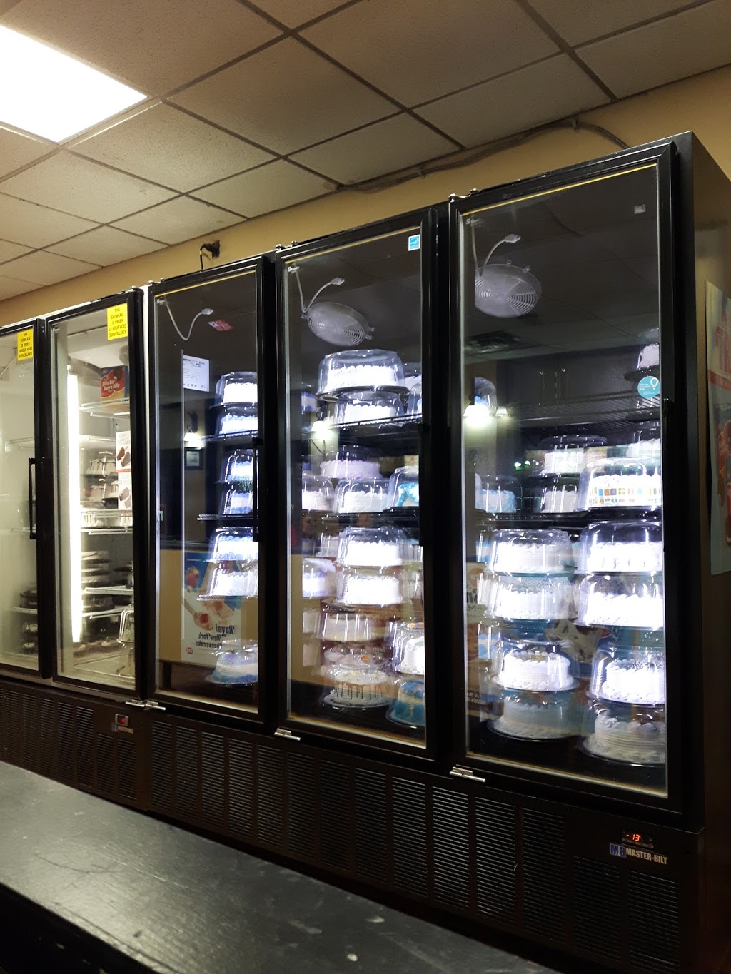 Dairy Queen | 672 Topsail Rd, St. Johns, NL A1E 2E2, Canada | Phone: (709) 368-2671