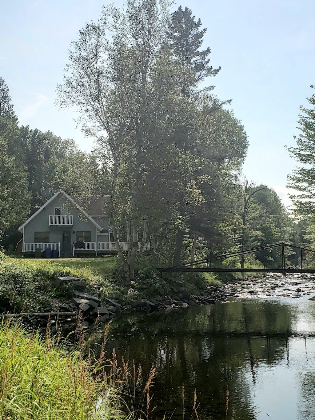la riviere a tes pieds | 7 Rte de la Station, Saint-Modeste, QC G0L 3W0, Canada | Phone: (418) 863-3521