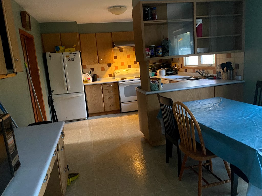 AMDF cleaning services Winnipeg | 643 Grierson Ave, Winnipeg, MB R3T 2S3, Canada | Phone: (204) 996-8462