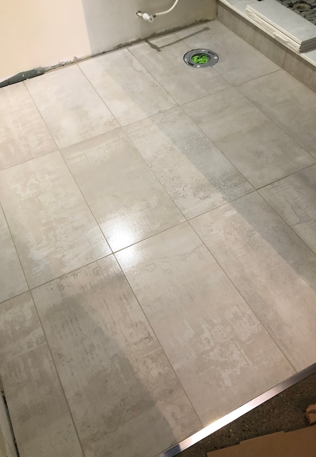 Steadfast Tile | 227 Bridgeport Rd E, Waterloo, ON N2J 2K7, Canada | Phone: (226) 750-1726