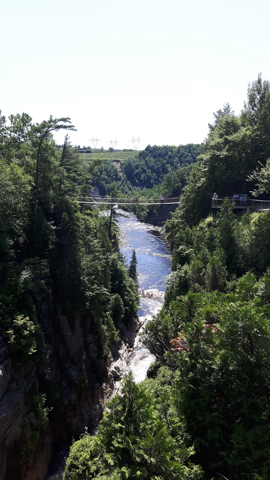 Petro-Canada | 250 Boulevard du Beau Pré, Beaupré, QC G0A 1E0, Canada | Phone: (418) 827-8823