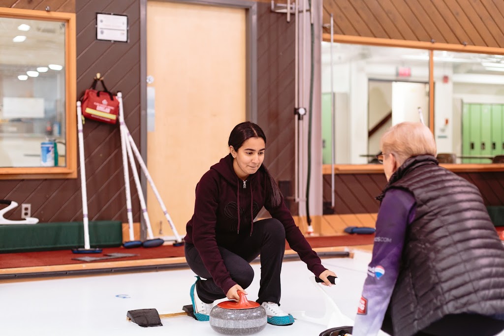 Delta Thistle Curling Club | 11415 84 Ave, Delta, BC V4C 2L9, Canada | Phone: (604) 594-2323