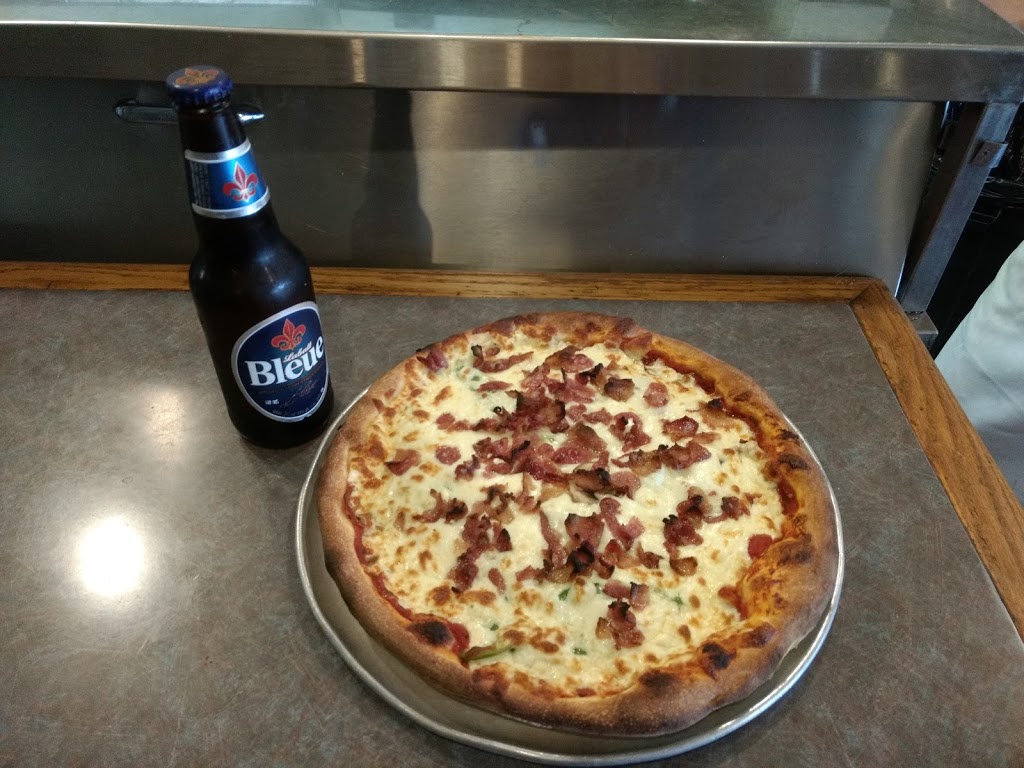 Restaurant Chez Basile | 74 Rue Sainte-Anne, Sainte-Anne-de-Bellevue, QC H9X 1L9, Canada