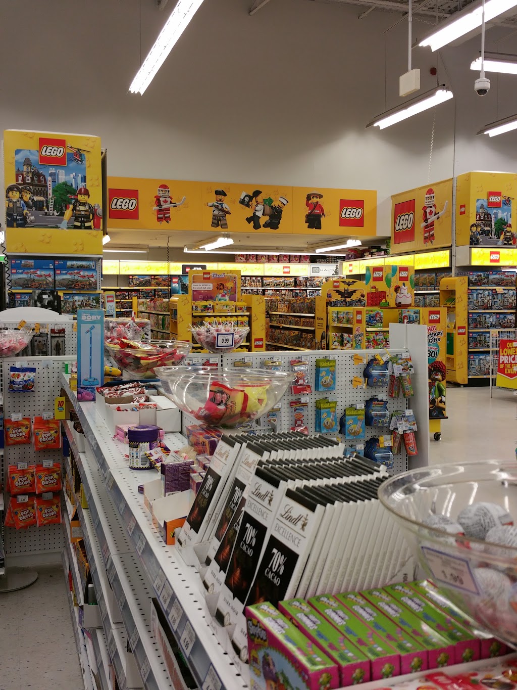 Toys"R"Us | 690 Evans Ave, Etobicoke, ON M9C 1A1, Canada | Phone: (416) 621-8697