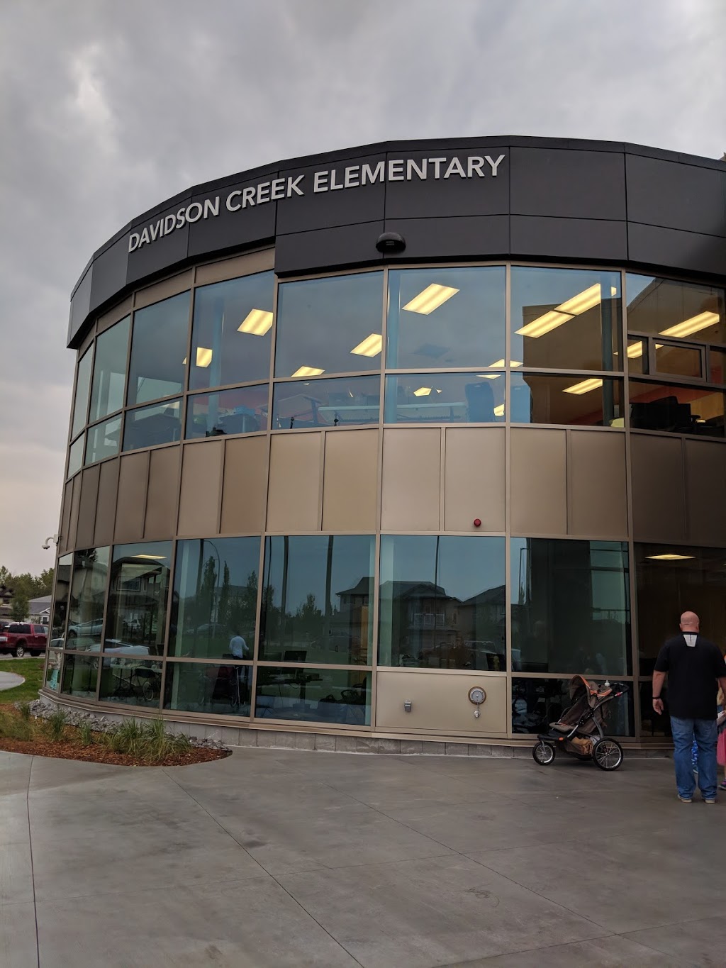 Davidson Creek Elementary School | 360 Davenport Dr, Sherwood Park, AB T8H 1Y1, Canada | Phone: (780) 467-5557