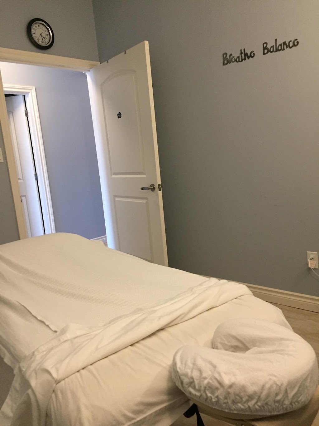 Healing Hands Health Care | Coldstream Dr, Oshawa, ON L1K 0K8, Canada | Phone: (905) 723-5400
