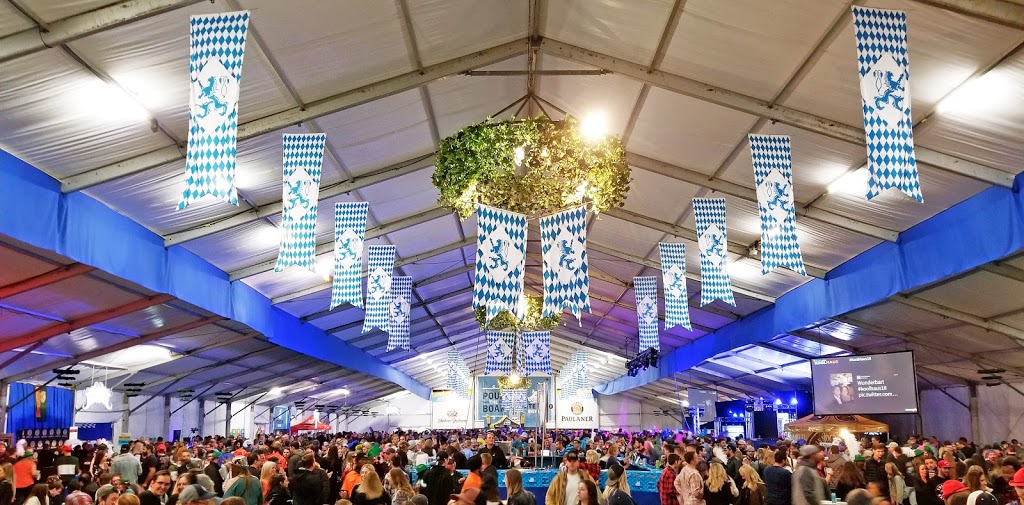 Bingemans Oktoberfest | 425 Bingemans Centre Dr, Kitchener, ON N2B 3X7, Canada | Phone: (519) 744-1555