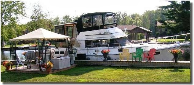 Marina del Rey | 4130 Bayview Ave, Ramara, ON L3V 0S2, Canada | Phone: (705) 325-3051