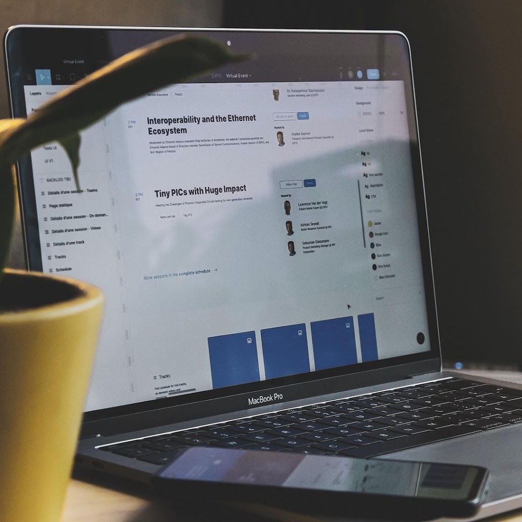 iDigital Web Studio | 2 Valhalla Inn Rd, Etobicoke, ON M9B 6C3, Canada | Phone: (647) 676-3661