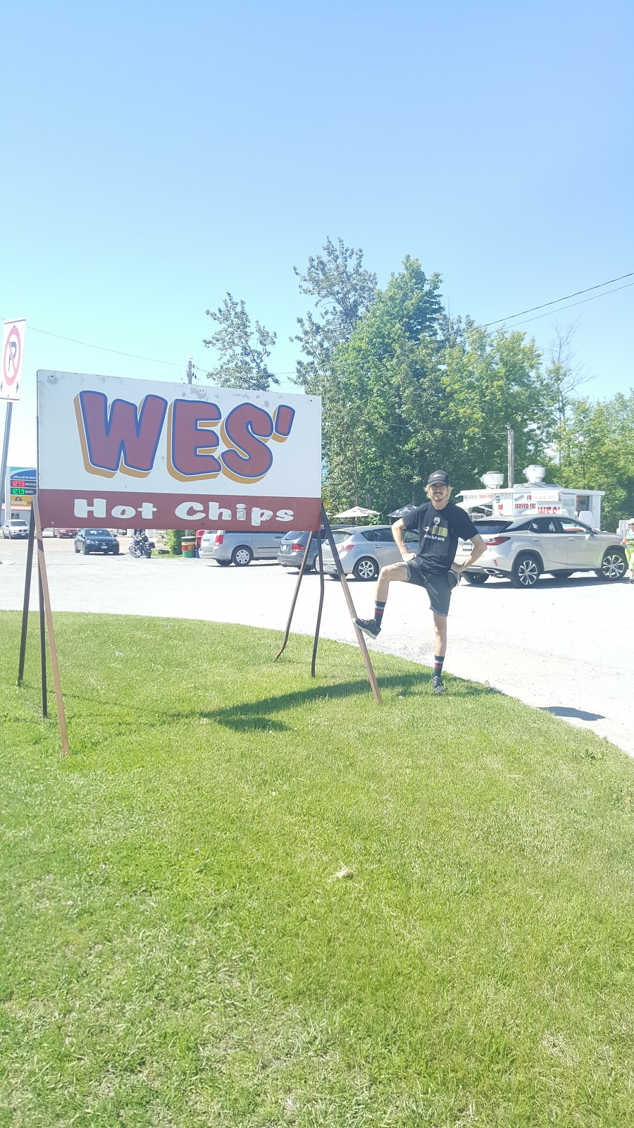 Wes Chips | 198 Madawaska Blvd, Arnprior, ON K7S 3S1, Canada | Phone: (613) 623-5492