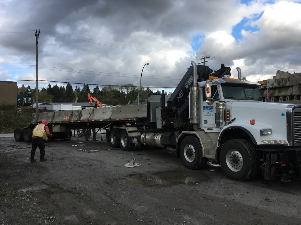 Ryco truck and crane | 5956 b Tolmie Rd, Abbotsford, BC V3G 2V6, Canada | Phone: (604) 556-6730