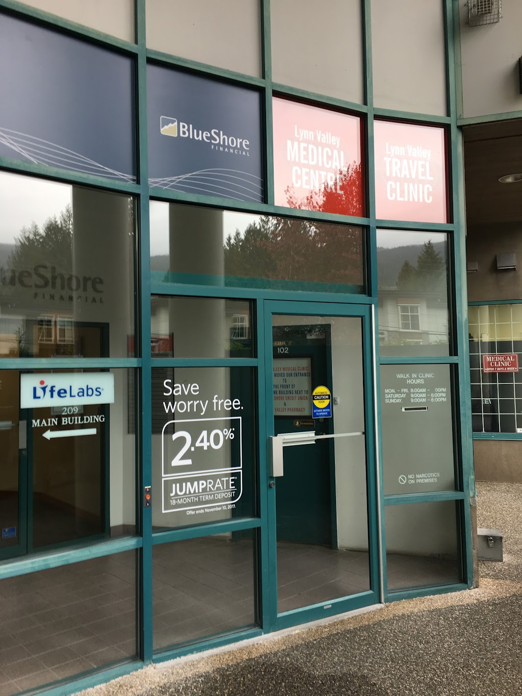 Lynn Valley Medical Center & Pharmacy | 1200 Lynn Valley Rd Suite # 102, North Vancouver, BC V7J 2A2, Canada | Phone: (604) 988-5389