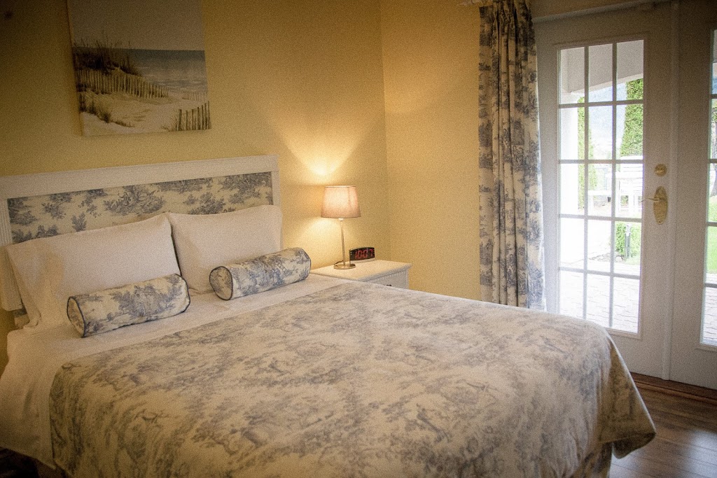 The Spare Room B&B | 4205 Pebble Beach Dr, Osoyoos, BC V0H 1V4, Canada | Phone: (250) 495-4824