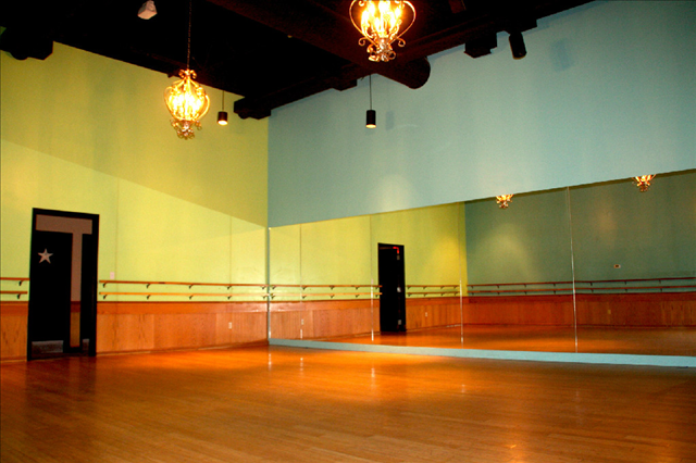 dance at Brijets | 170-8818 111 St, Fort Saskatchewan, AB T8L 3T4, Canada | Phone: (780) 998-3533