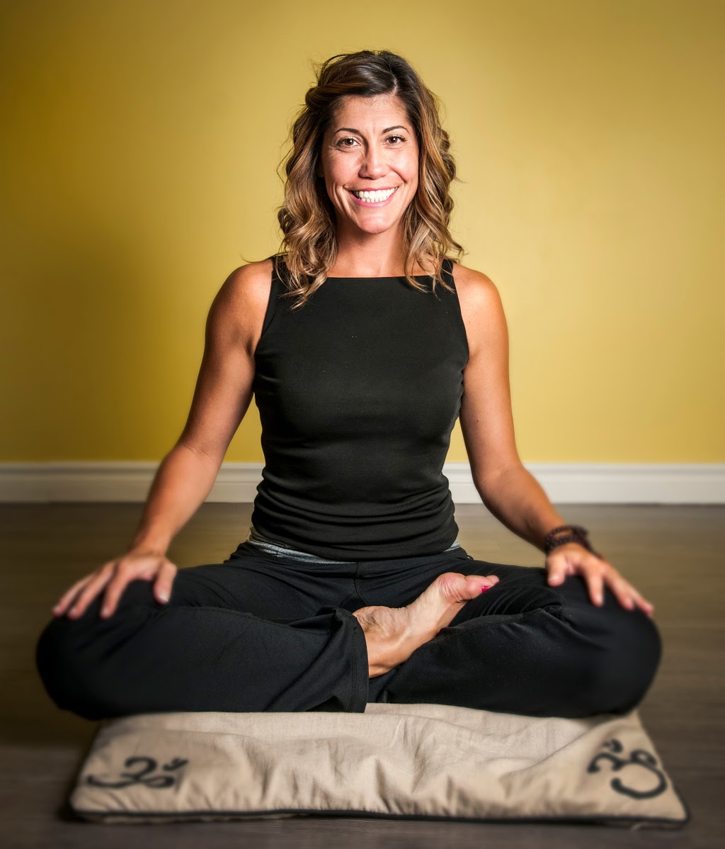 Center Ganga Yoga | 8690 Rue Hochelaga, Montréal, QC H1L 2M6, Canada | Phone: (514) 333-9939