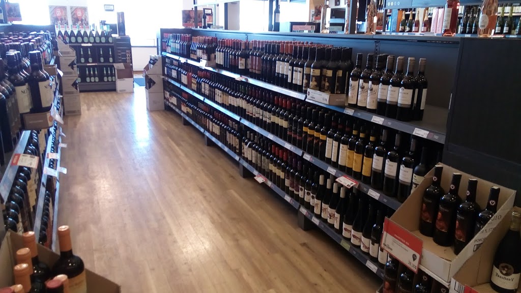 SAQ | 280 Boulevard Saint-Luc, Saint-Jean-sur-Richelieu, QC J2W 0G1, Canada | Phone: (450) 349-2418