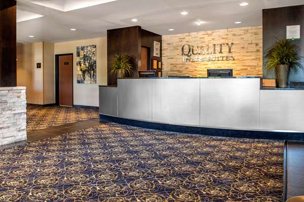 Quality Inn & Suites | 3119-B Petawawa Blvd, Petawawa, ON K8H 1X9, Canada | Phone: (613) 687-2855