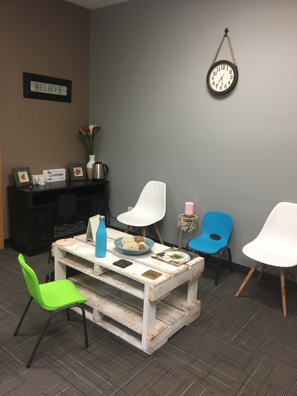 Creative Counselling Thunder Bay | 1184 Roland St #490, Thunder Bay, ON P7B 5M4, Canada | Phone: (807) 626-0345