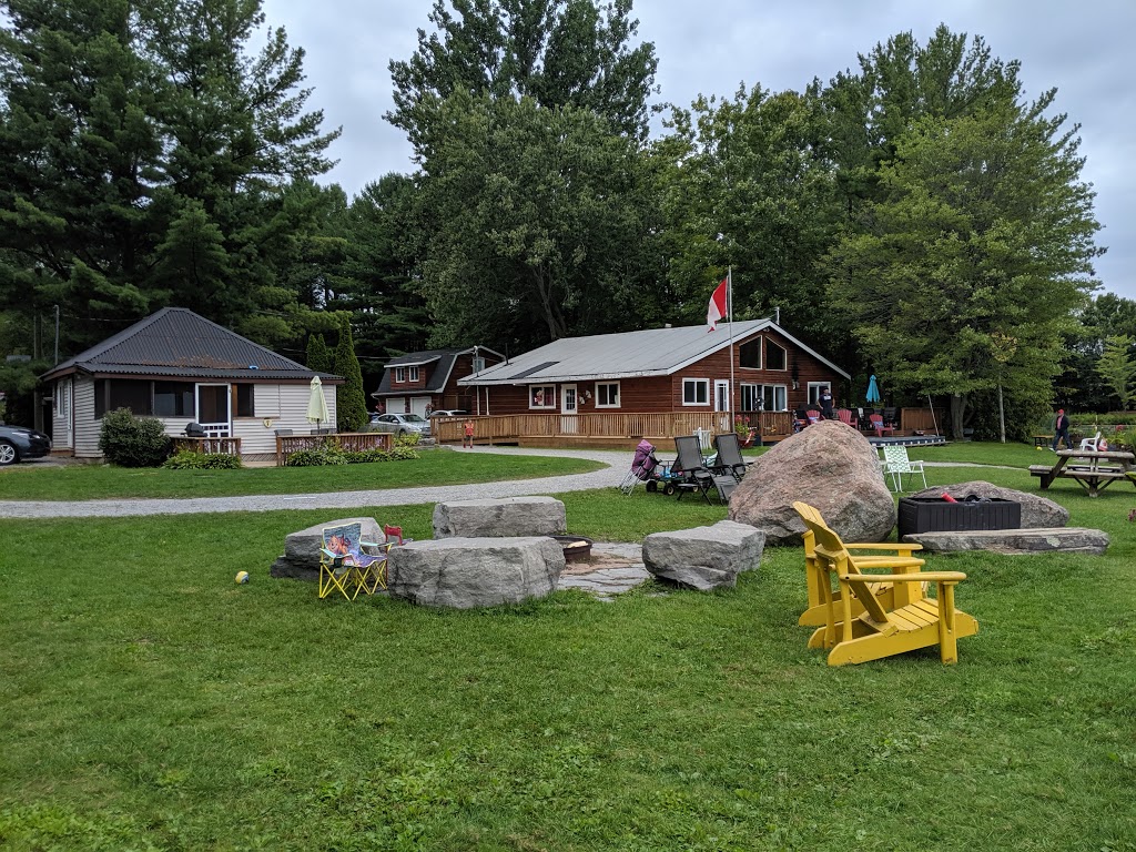 Oak Bay Resort | 24 George St, Buckhorn, ON K0L 1J0, Canada | Phone: (705) 657-8872