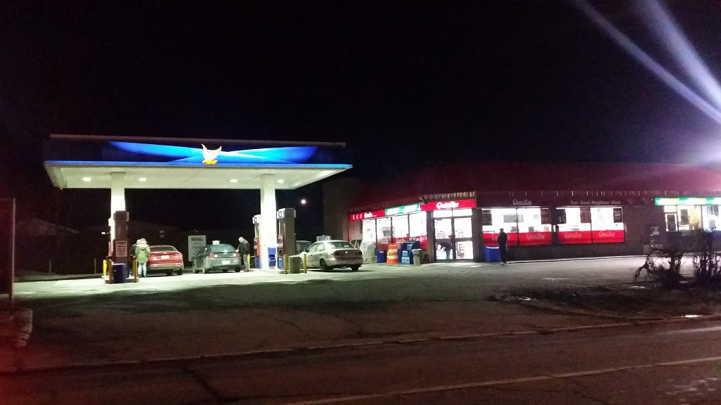 Ultramar | 1034 Pleasant Park Rd, Ottawa, ON K1G 2A1, Canada | Phone: (613) 733-0985