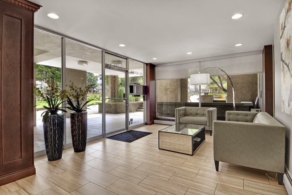The Skyline Rental Apartments | 1305 W 12th Ave, Vancouver, BC V6H 1M3, Canada | Phone: (604) 736-9419