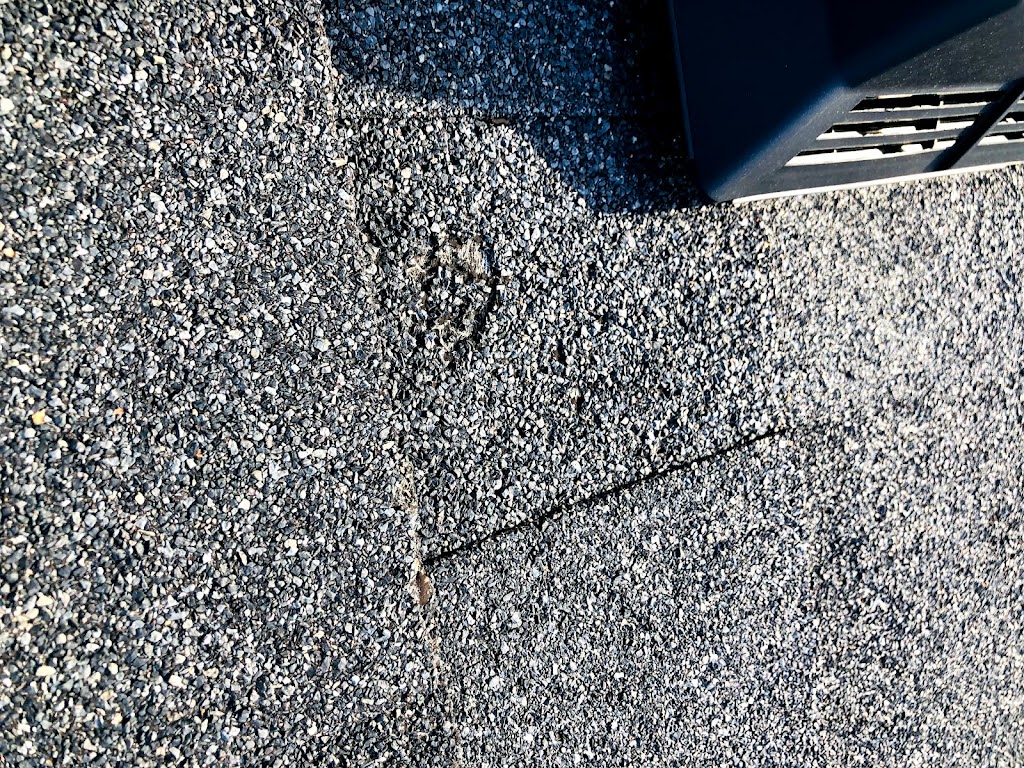 Right Way Roofing Company | 192 Country Hills Park NW, Calgary, AB T3K 5C9, Canada | Phone: (587) 572-5944