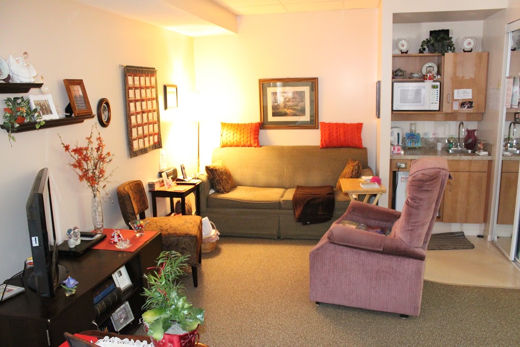 Grove Park Home | 234 Cook St, Barrie, ON L4M 4H5, Canada | Phone: (705) 726-1003