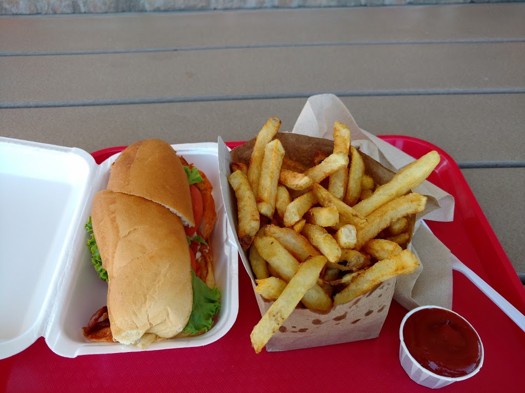 Yorkies B-B-Q | 20 Carleton Blvd, Cobourg, ON K9A 4J9, Canada | Phone: (905) 372-6060