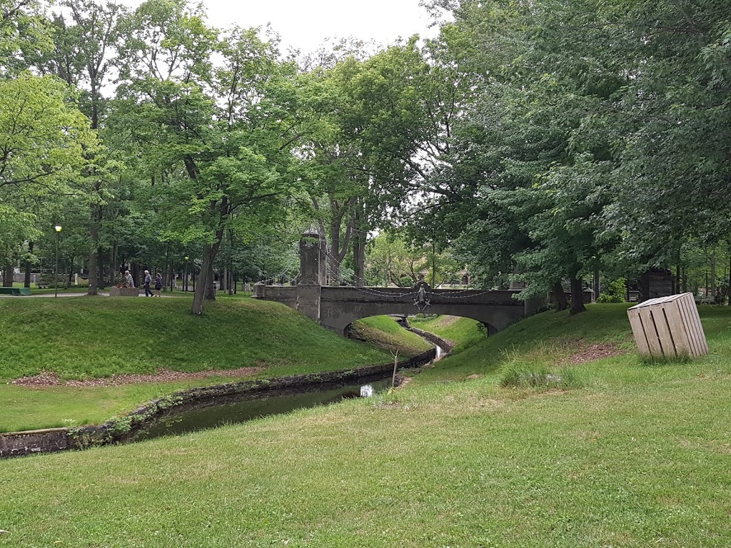 Maison Rocheleau | 555 Rue Notre-Dame E, Trois-Rivières, QC G8T 8L9, Canada | Phone: (819) 372-4623