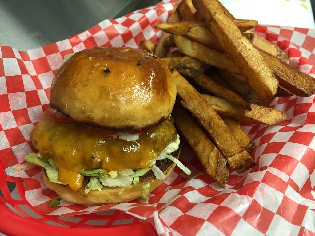 The Big Easy Cookshack & Creamery | 367 Ridge Rd N, Ridgeway, ON L0S 1N0, Canada | Phone: (289) 876-8490