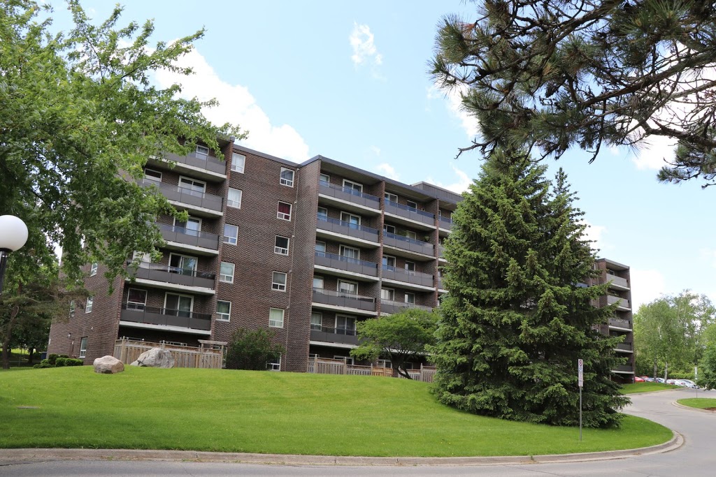 Royal Towne Apartments | 87 Westwood Rd, Guelph, ON N1H 6Y8, Canada | Phone: (519) 836-8920