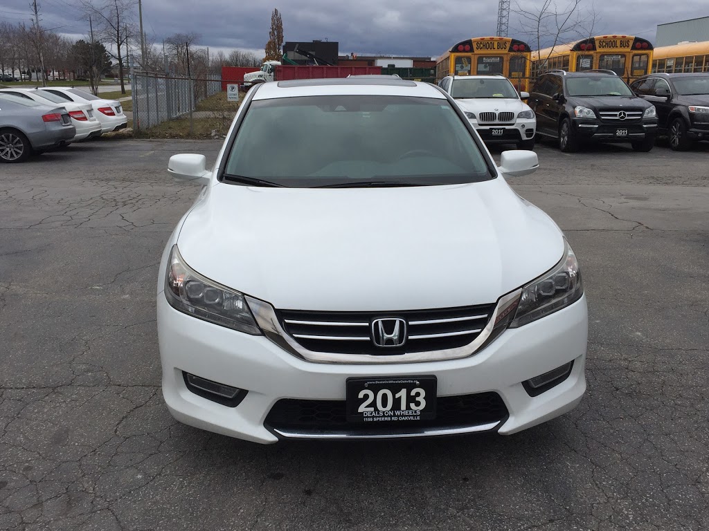 Deals On Wheels Auto | 1155 Speers Rd, Oakville, ON L6L 2X5, Canada | Phone: (905) 815-0333