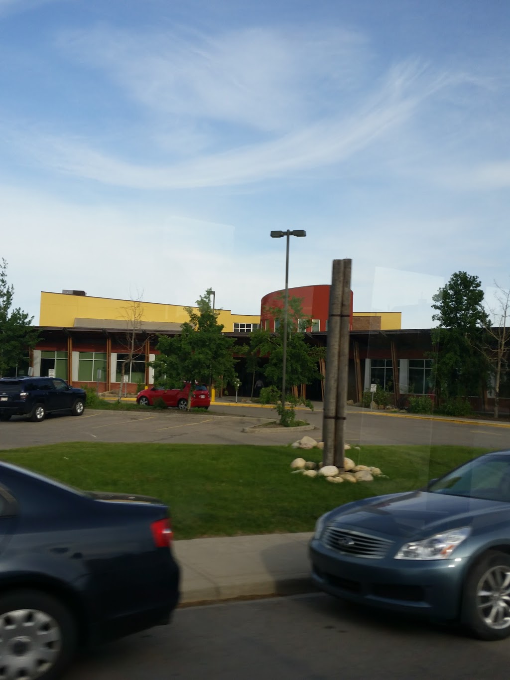 Calgary Waldorf School | 515 Cougar Ridge Dr SW, Calgary, AB T3H 5G9, Canada | Phone: (403) 287-1868