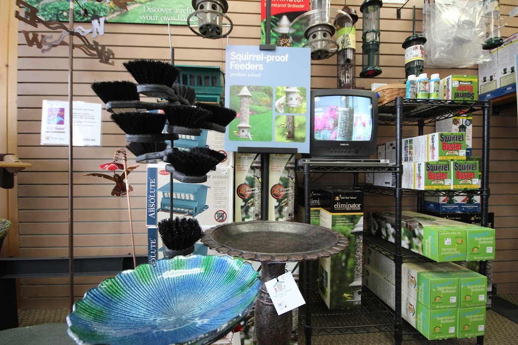 Wild Birds Unlimited | 1500 Bank St, Ottawa, ON K1H 7Z1, Canada | Phone: (613) 521-7333