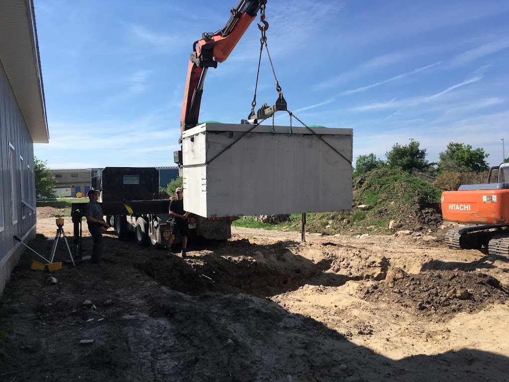 J&R Lee Excavating Ltd. | 719168 ON-6, Shallow Lake, ON N0H 2K0, Canada | Phone: (519) 935-2944