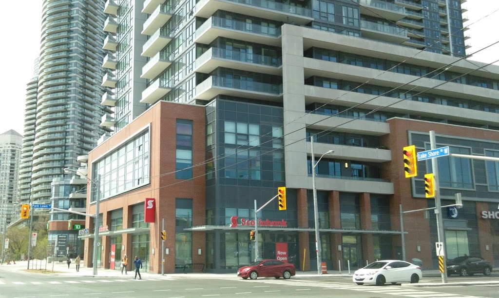 Scotiabank | 2196 Lake Shore Blvd W, Etobicoke, ON M8V 1A4, Canada | Phone: (416) 255-5020