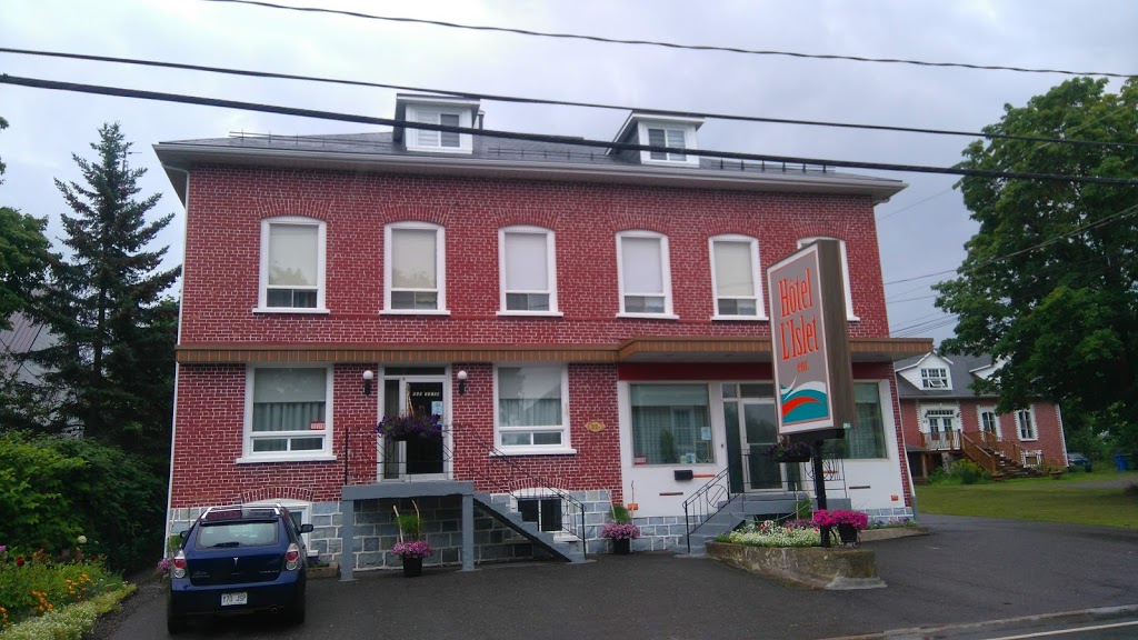 Hôtel Lislet | 32 Chemin des Pionniers E, LIslet, QC G0R 2B0, Canada | Phone: (418) 247-3598