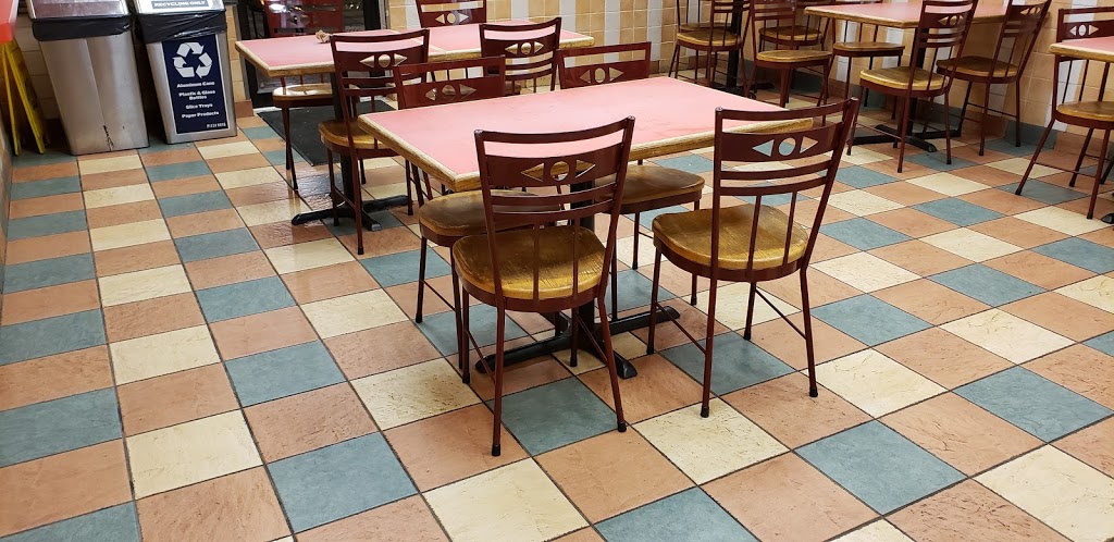 Pizza Nova | 400 Steeles Ave E, Brampton, ON L6W 3R2, Canada | Phone: (416) 439-0000