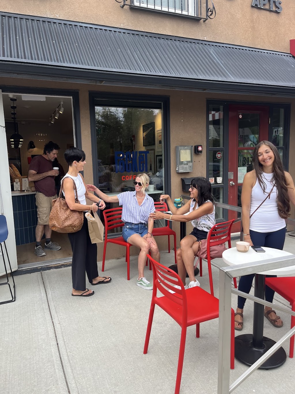 Pocket Coffee | 317 A 19 St NW, Calgary, AB T2N 2J2, Canada | Phone: (403) 283-2497
