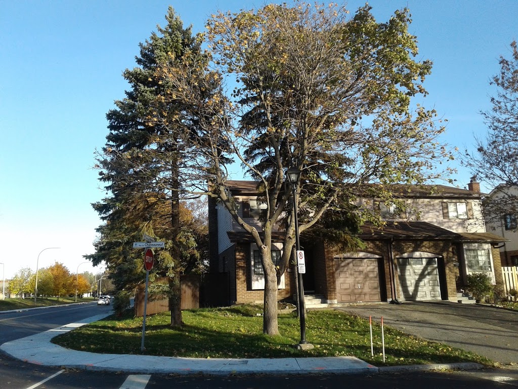 Meades Park | Boul Hymus, Kirkland, QC H9H 3W7, Canada