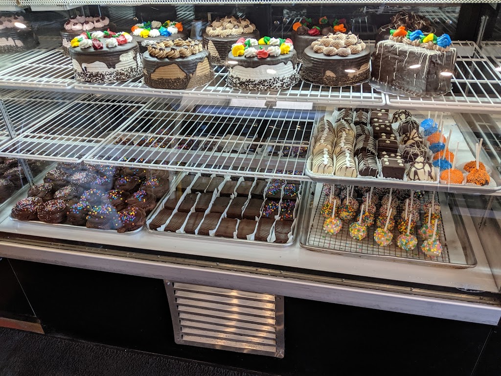 Grodzinski Bakery | 3437 Bathurst St, North York, ON M6A 2C3, Canada | Phone: (416) 789-0785