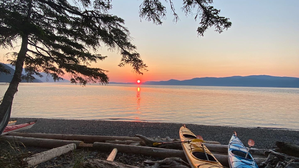 Grey Wolf Expeditions | 1811 Surgenor Rd, Black Creek, BC V9J 1G6, Canada | Phone: (250) 337-5717