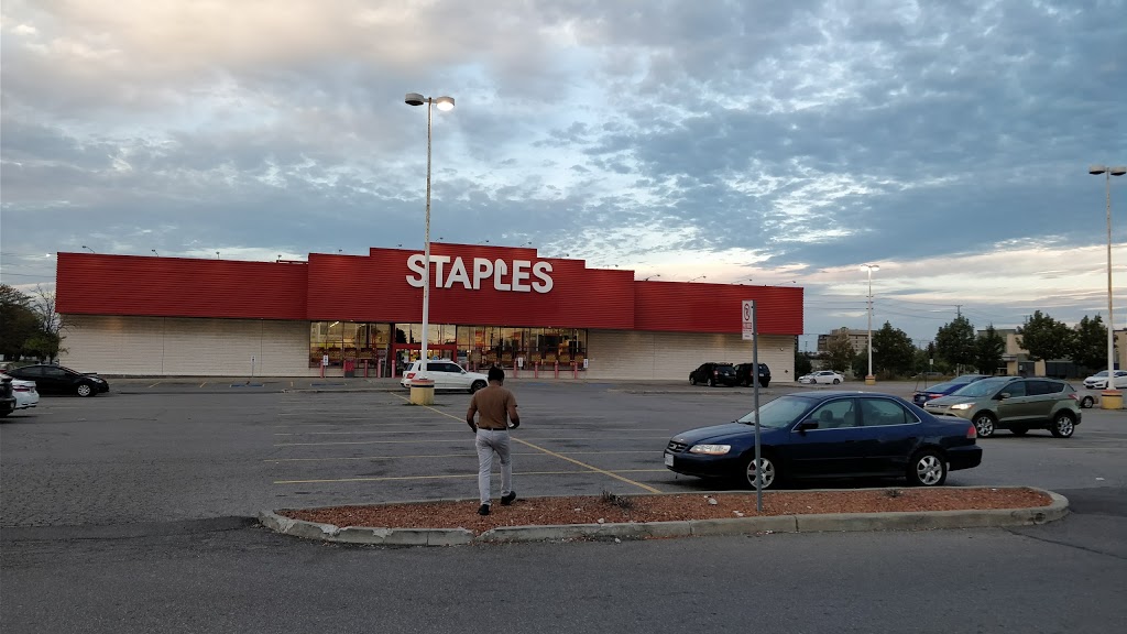 Staples Dixie | electronics store | 1530 Aimco Blvd, Mississauga, ON L4W 5K1, Canada | 9056025889 OR +1 905-602-5889