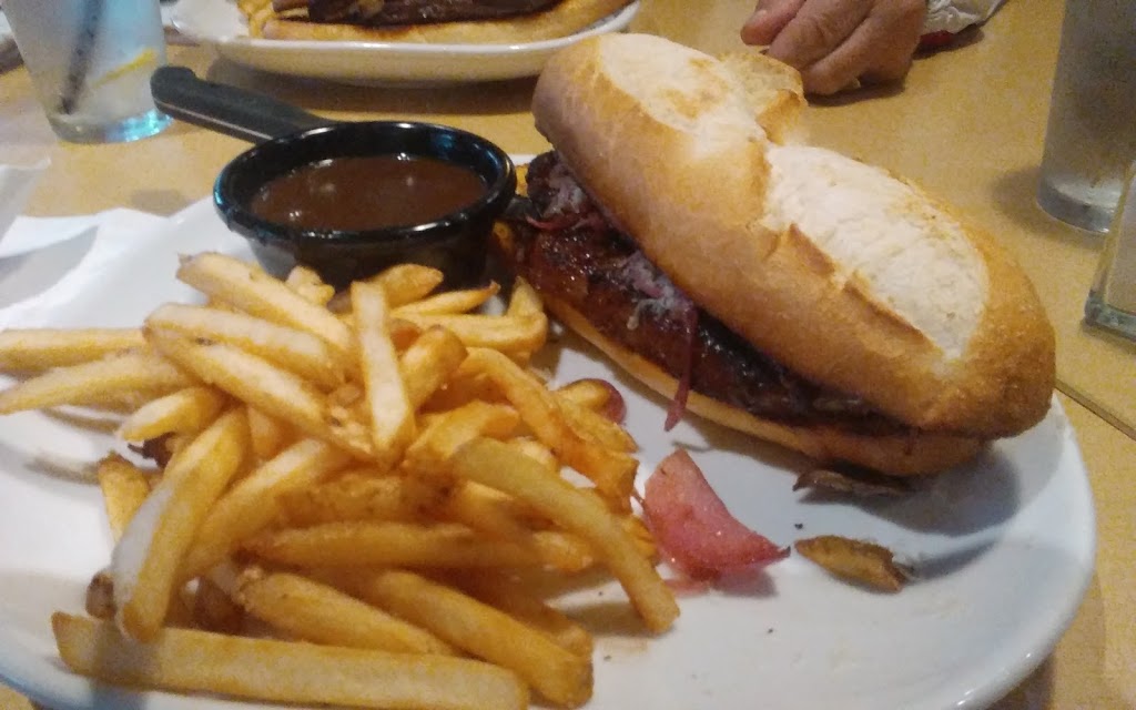 Boston Pizza | 435 Kent St W, Lindsay, ON K9V 6C3, Canada | Phone: (705) 328-0008