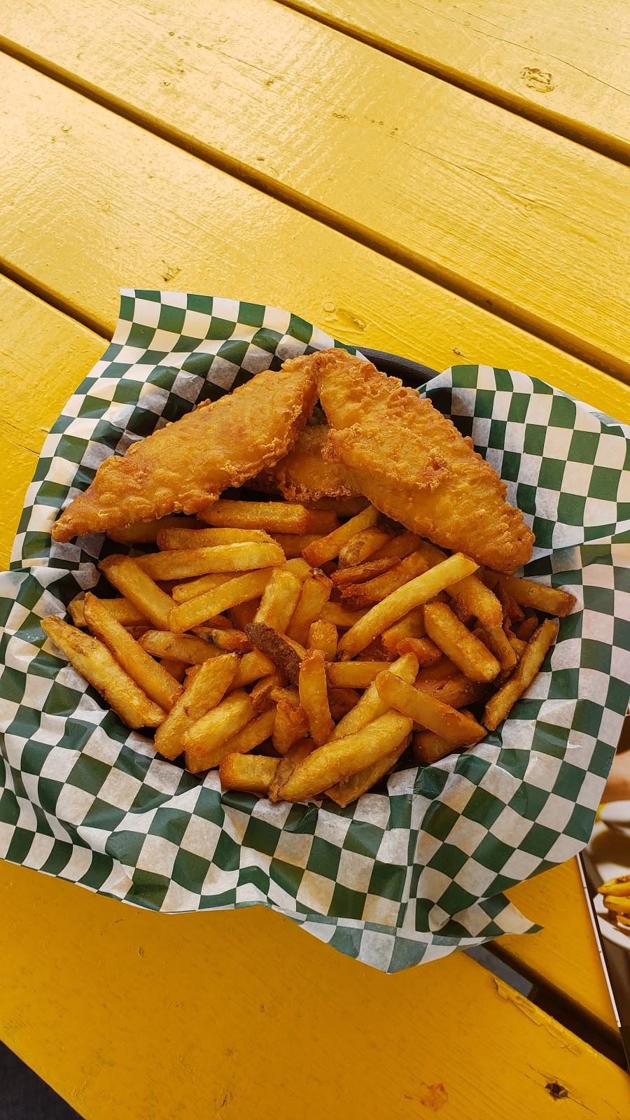 Roxies Catering | 18 Wheeler Rd, Four Corners, NB E4G 2W2, Canada | Phone: (506) 944-0994