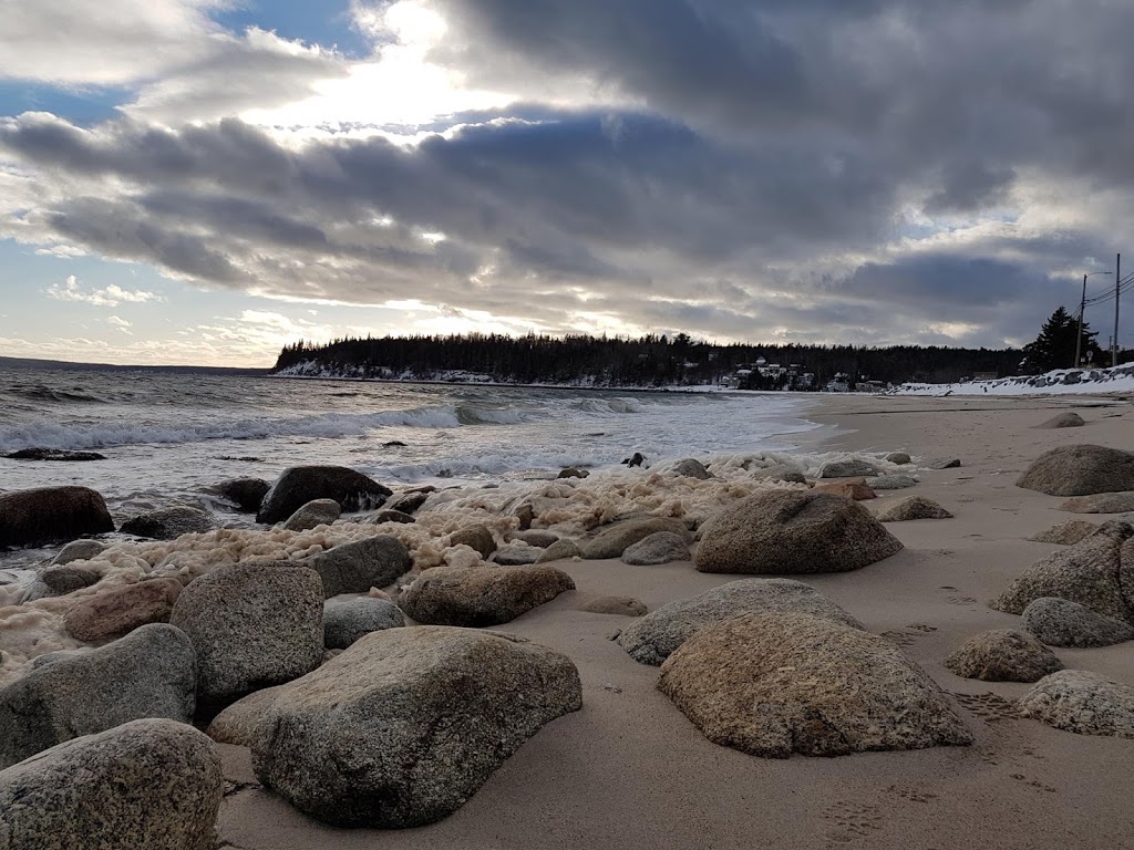 Lynn Violette @ Red and White Realty NS Inc | 96 Barrett Rd, Beaver Bank, NS B4G 1A9, Canada | Phone: (902) 880-7024
