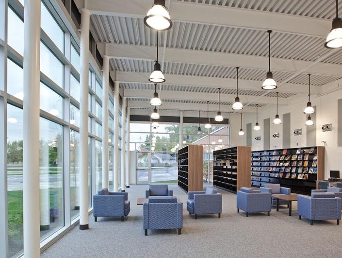 École Secondaire De Lamothe-Cadillac | 1775 Totten St, Windsor, ON N9B 1X4, Canada | Phone: (519) 253-0929